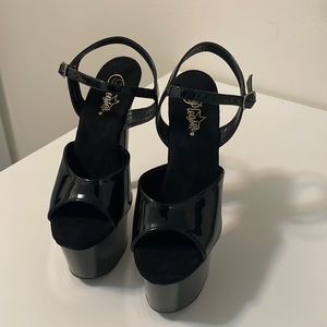 🔥 NEW IN BOX Pleaser Heels - Sz 8 🔥